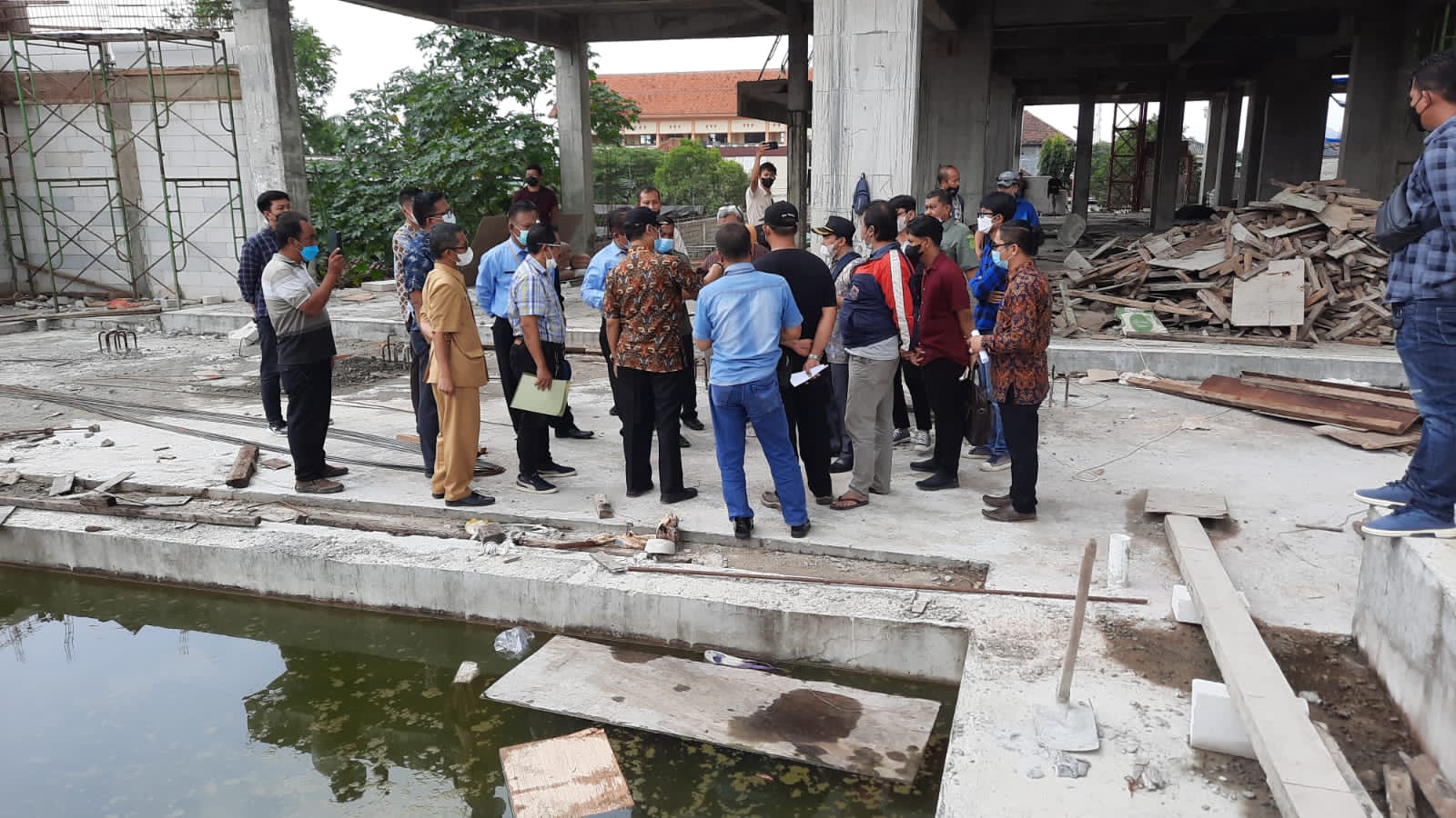 Sidang Lokasi PTUN, Penasehat Hukum Hotel Santika Persilahkan Periksa Sumur