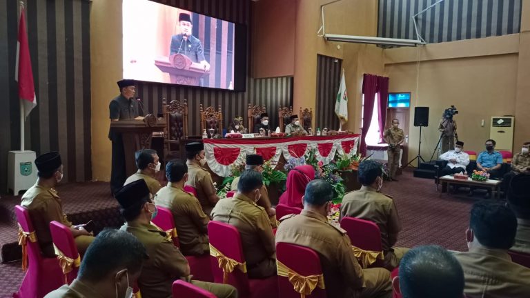 Bupati Berikan Jawaban 2 Raperda Inisiatif DPRD Tanbu