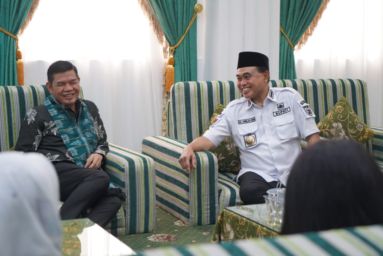 Zairullah Azhar Sambut Kunjungan Bupati Bartim Propinsi Kalteng ke Kab.Tanbu Kal Sel.