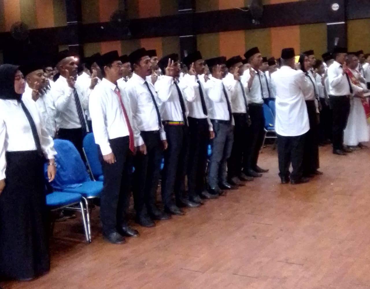 SAH ! 513 Anggota PPS Kabupaten Manggarai Dilantik, Ini Pesan Ketua KPU