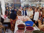Satgas Pangan Polda Jatim Cek Harga Bahan Pokok di Pasar Tambahrejo