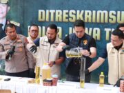 Polda Jatim Bongkar Kelicikan Produsen MinyaKita di Sampang & Surabaya