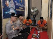 Kapolres Lamongan Buka Puasa Bersama Para Tahanan