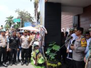 Kapolda Jatim Bersama Forkopimda Tinjau Arus Mudik di Pelabuhan Ketapang