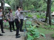 Antisipasi Lonjakan Pengunjung, Kapolres Nganjuk Pantau Wisata Jolotundo