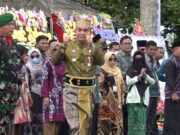 Bupati Tanbu Sapa Peserta Upacara Hari Jadi ke-22