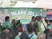 Satlantas Polres Gresik Gelar “MLAKU JOL” Bersama Ratusan Driver Ojol di Posyan Ops Ketupat Semeru – 2025