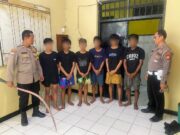 Polsek Kenjeran Amankan 6 Remaja Hendak Tawuran di Bulak Cumpat, Temukan Celurit Panjang