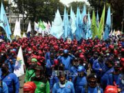 Ribuan Buruh Bakal Gelar Aksi di Kantor Gubernur Jatim, Ini Tuntutannya