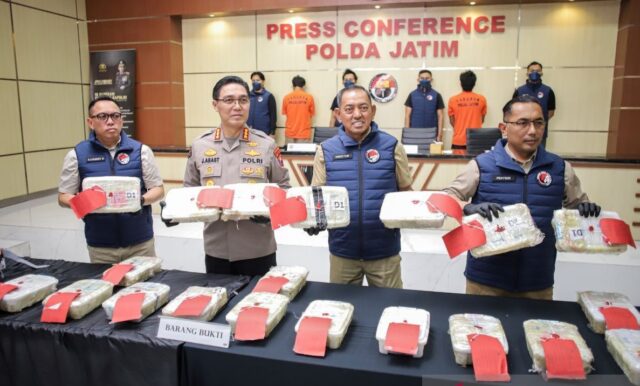 CREATOR: gd-jpeg v1.0 (using IJG JPEG v62), quality = 80?