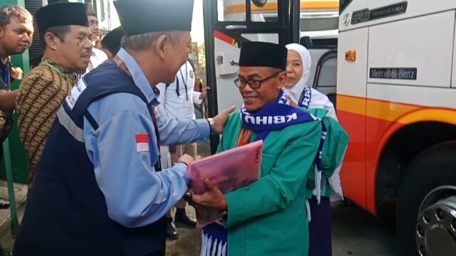 851c216c002b83d3312203463722163a