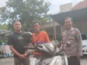Pengamen Nekat Curi Motor, Babak Belur dihajar Massa, Ditangkap Polsek Kenjeran