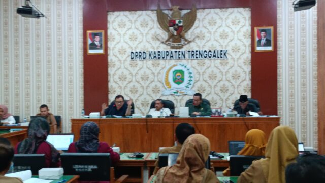 Suasana rapat dia aula gedung DPRD Trenggalek