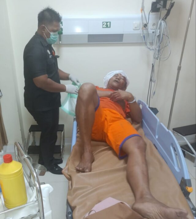 b495ad32876ba99d5f58649fc10ee22c