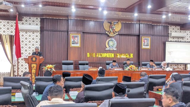 Suasana Rapat Paripurna di Graha Paripurna Gedung DPRD Trenggalek