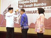 Bupati Tanbu : Kades Wajib Berikan Pelayanan Terbaik Bagi Masyarakat