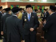 Bupati Tanbu Hadiri Pelantikan Sekda Provinsi Kalsel