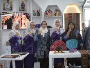 Tenun Pagatan dan Sasirangan Pulau Burung Warnai Stand Tanah Bumbu di Bamara Fair 20254