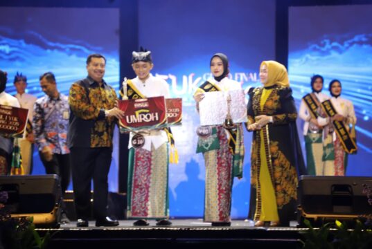 Guk dan Yuk Jombang 2025 Terpilih, Bupati Warsubi Tekankan Tanggung Jawab dan Etika Duta Wisata