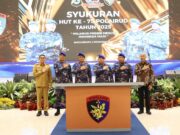 Bupati Tanah Bumbu Andi Rudi Latif Terima Penghargaan di HUT ke-75 Polairud