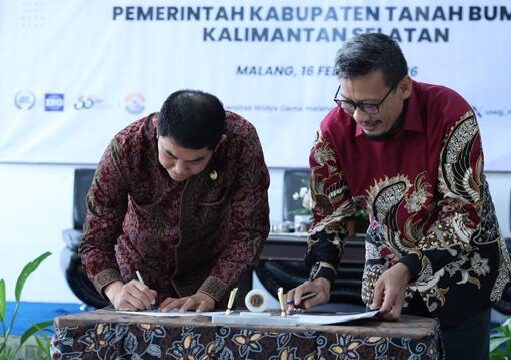 Perkuat Pembangunan Berbasis Riset, Bupati Andi Rudi Latif Teken Kerja Sama Strategis dengan Universitas Widya Gama Malang