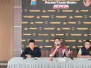 Polres Tanah Bumbu Gelar Press Release : ungkap Pembunuhan Sadis di Jalan pelabuhan SBT Desa Gunung Besar.Kecamatan Simpang Empat.