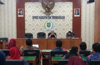 Izin Apotek Tersendat Sistem OSS, IAI Trenggalek Mengadu ke DPRD