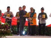 Pemkab Magetan Raih Sertifikat Kabupaten Bersih dari Kementerian Lingkungan Hidup (KLH)