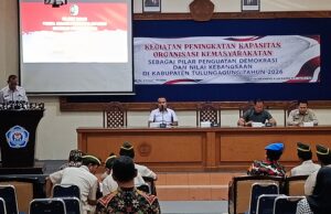 Bakesbangpol Tulungagung Gelar Peningkatan Kapasitas Organisasi Kemasyarakatan sebagai Pilar Penguatan Demokrasi dan Nilai Kebangsaan di Kabupaten Tulungagung Tahun 2026.