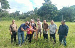 Sempat Dipertanyakan Warga, Pemasangan Patok Pembangunan Koperasi Merah Putih di Sugihwaras Akhirnya Disepakati