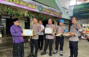 Kapolsek Grogol AKP Andang Wastiyono.SH.MH. Peduli Sesama, Berbagi Kebahagiaan dengan Anak Yatim Piatu