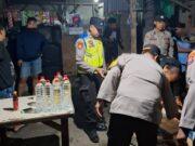 Polsek Tikung Polres Lamongan, Amankan Miras di Warung Desa Tambakrigadung