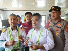 Pastikan Keamanan Berlayar Arus Mudik, Polres Tanah Bumbu Lakukan Tes Urine Nahkoda Kapal