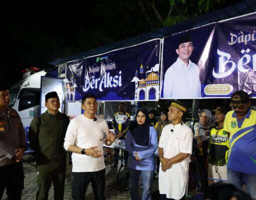 Bupati Andi Rudi Latif Sahur On The Road Sambil Salurkan Bantuan dan Pantau Pemudik