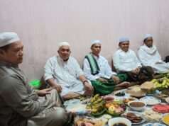 Wakil Ketua 1 DPRD Tanah Bumbu Berbaur Bersama Ribuan Jamaah Hadiri Haul ke-220 Syekh Muhammad Arsyad Al-Banjari.