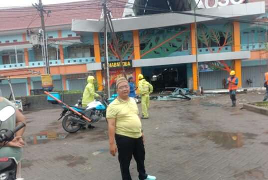 Bangunan Pasar Ploso Untuk Kali Kedua Ambruk, LBHAM Minta bertanggungjawaban Bupati Jombang