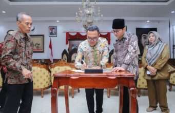 Pemkab Trenggalek dan PT SMI Teken Pembiayaan Rp70 Miliar untuk Jalan, Pariwisata, dan Perkotaan