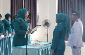 Ketua TP PKK Tanbu Kukuhkan Ketua TP PKK Kecamatan Kusan Hulu, Tekankan Inovasi dan Gotong Royong