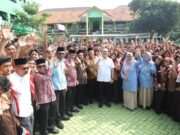 Zulkifli Hasan Bersama Warsubi Pastikan MBG di Jombang Tepat Sasaran dan Berkualitas