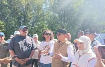 Bupati Tanah Bumbu Pimpin Penanaman 6.600 Mangrove, dikawasan Muara Pagatan ,Perkuat Benteng Pesisir dan Dorong Ekonomi Hijau