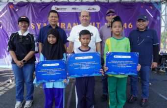 Moment HUT ke- 46, PT PAL Indonesia Salurkan Beasiswa & Rayakan Bersama Warga Pesisir Lamongan