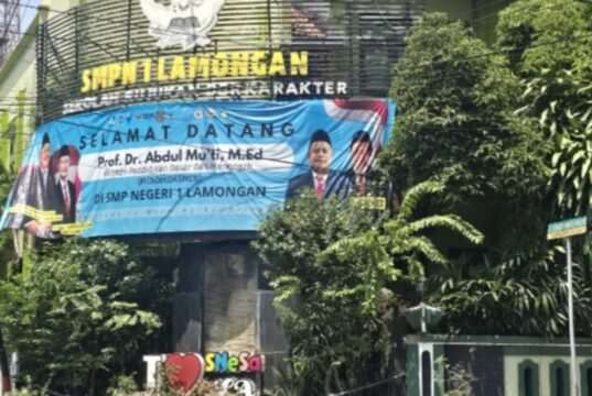 Edaaan…Oknum Guru SMPN 1 Lamongan Lakukan Kekerasan Pada Siswanya