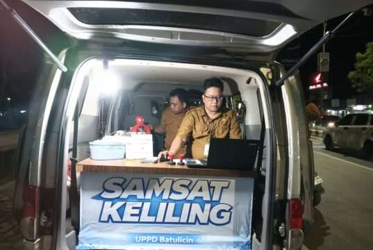Samsat Keliling Hadir di Pasar Minggu Tanah Bumbu, Warga Senang