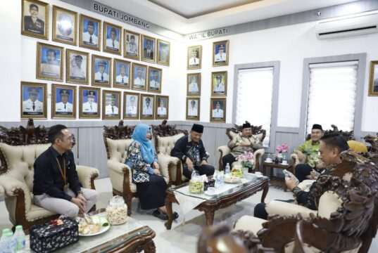 Perumdam Tirta Kencana Jombang Bersinar di Tingkat Nasional, Pemkab Blora Datang Belajar Tata Kelola BUMD Unggulan