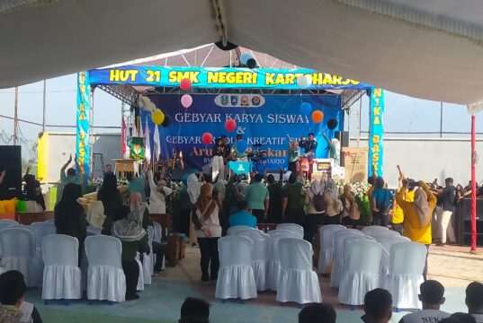 Gebyar Kreativitas Aruna Baskara Di HUT ke-21 SMK 1 Kartoharjo Berlangsung Meriah