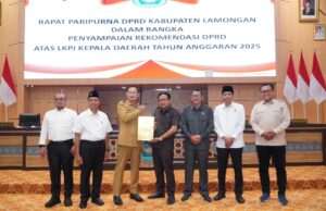 Rapat Paripurna, DPRD Berikan Rekomendasi LKPJ Bupati Lamongan 2025