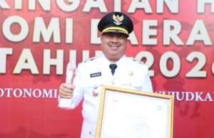 Bupati Warsubi Terima Penghargaan EPPD, Jombang Buktikan Tata Kelola Pemerintahan Berkualitas Nasional