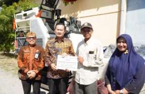 3 Poktan di Lamongan Terima Bantuan Kombi, Wujud Modernisasi Pertanian