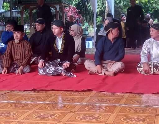 Dari Makam Menak Sopal hingga Dam Bagong, Prosesi Larung Kepala Kerbau Penuh Makna