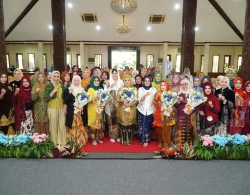 IWAPI Lamongan Gelar Lomba Berkebaya